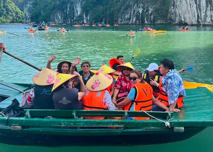 Lotus Boutique Cruise 5* Ha Long