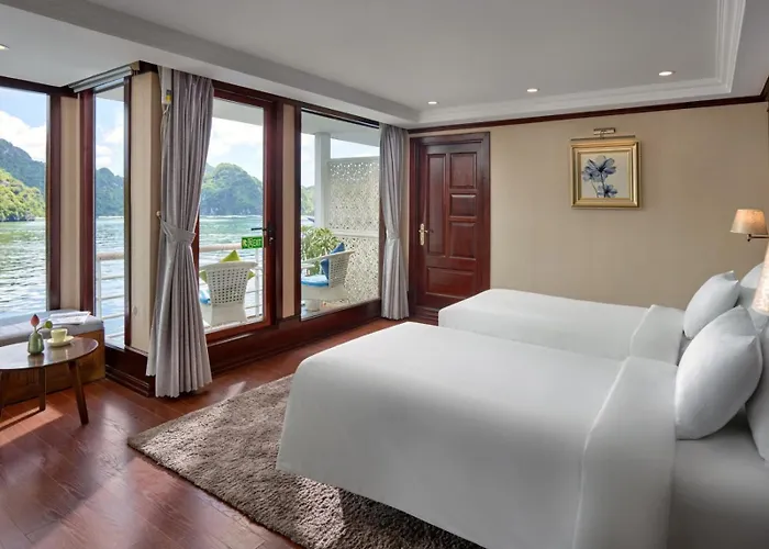 Lotus Boutique Cruise 5*